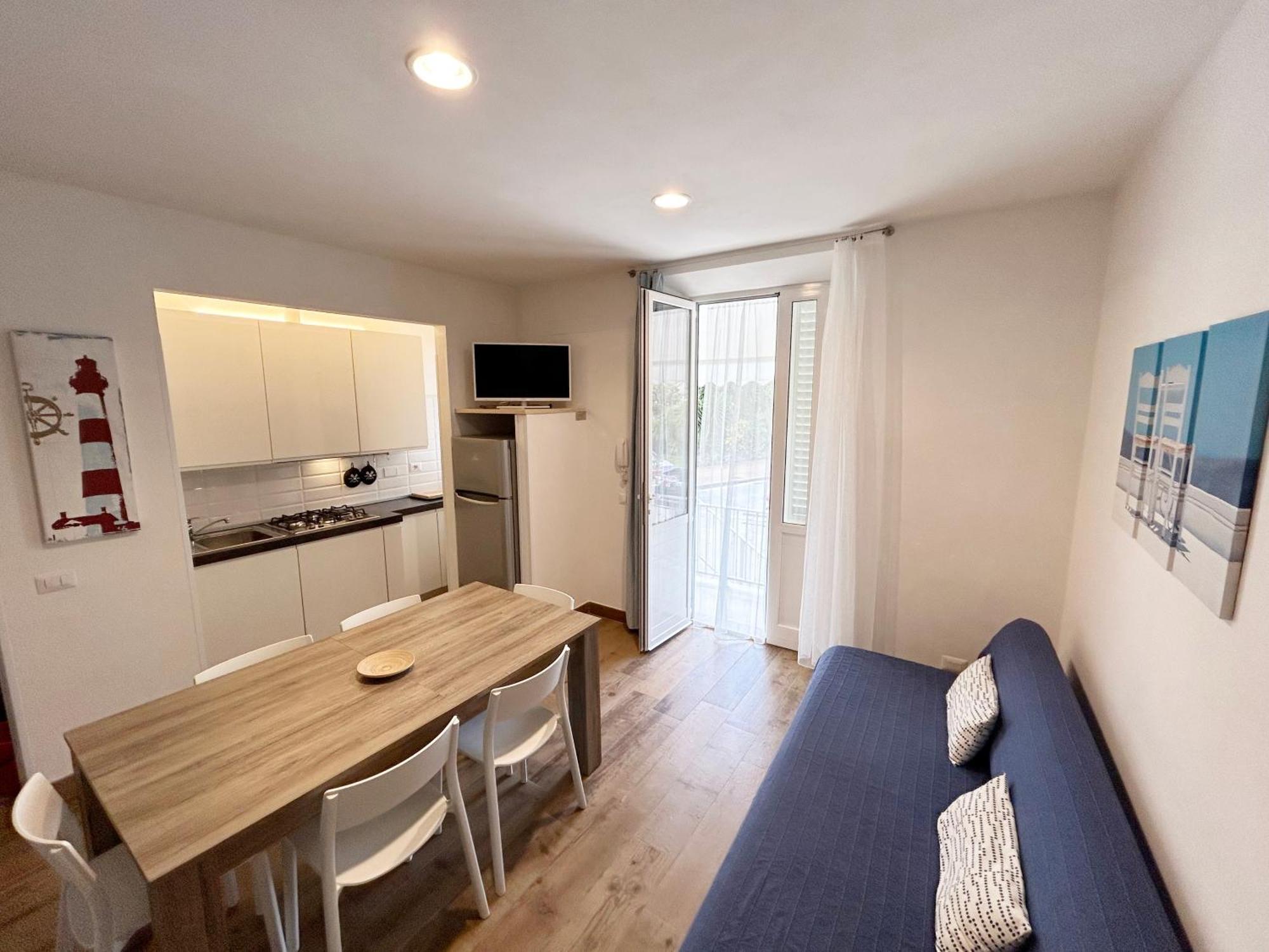 La Casa Di Rosi Al Mare Apartment Vada Bagian luar foto