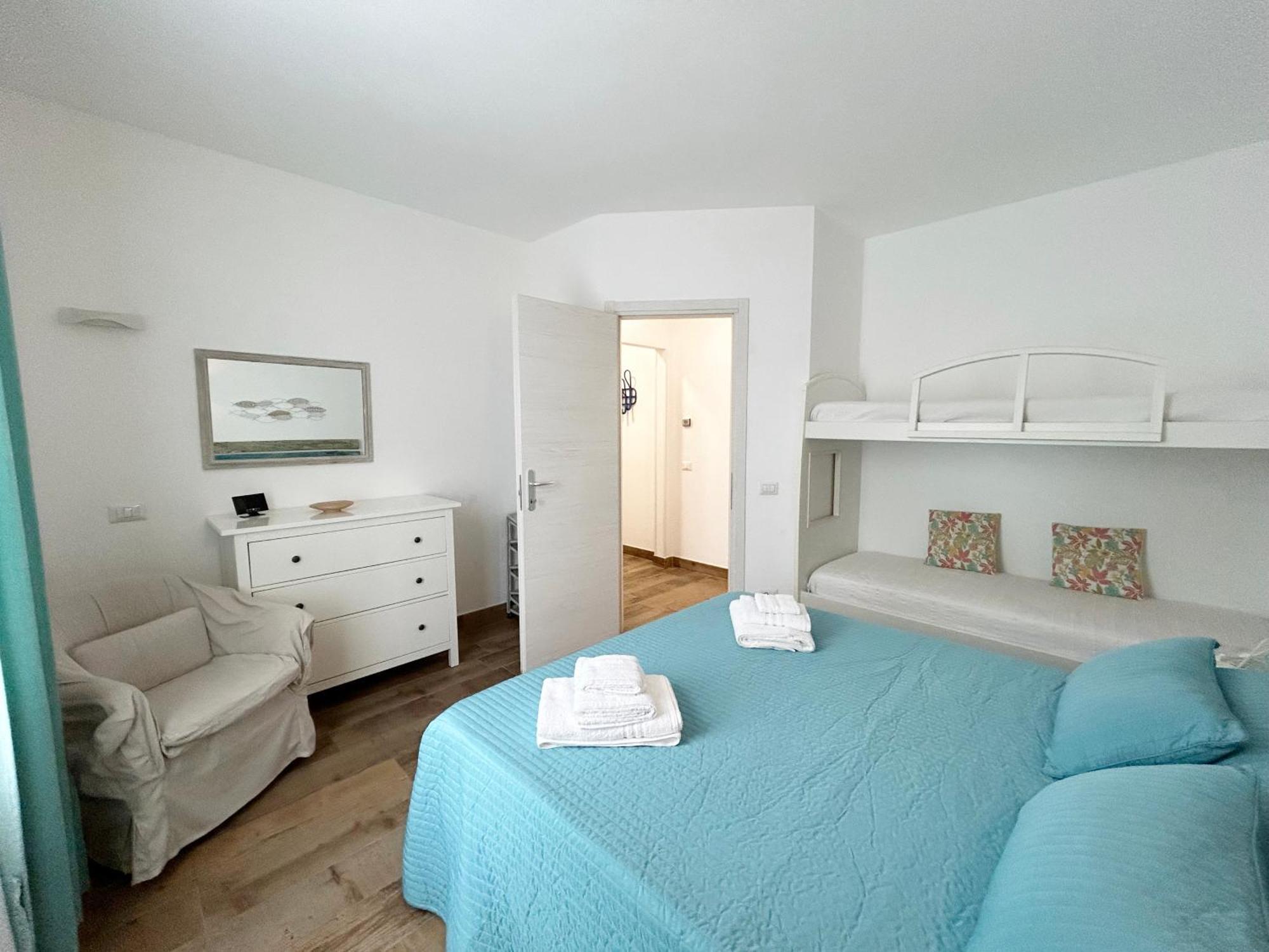 La Casa Di Rosi Al Mare Apartment Vada Bagian luar foto